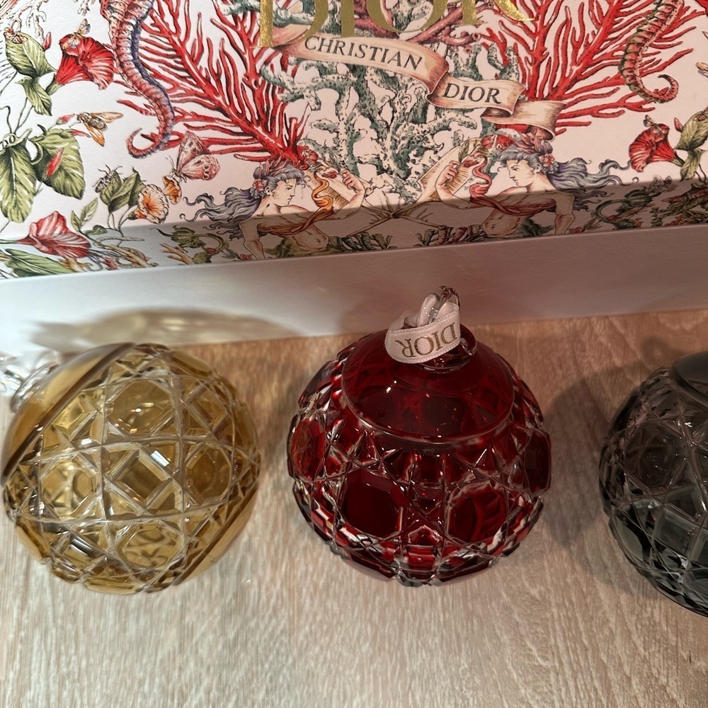 Dior Holiday Ornaments Set - Red, yellow,gray blue green 💯 Chrystal - Picture 3 of 13